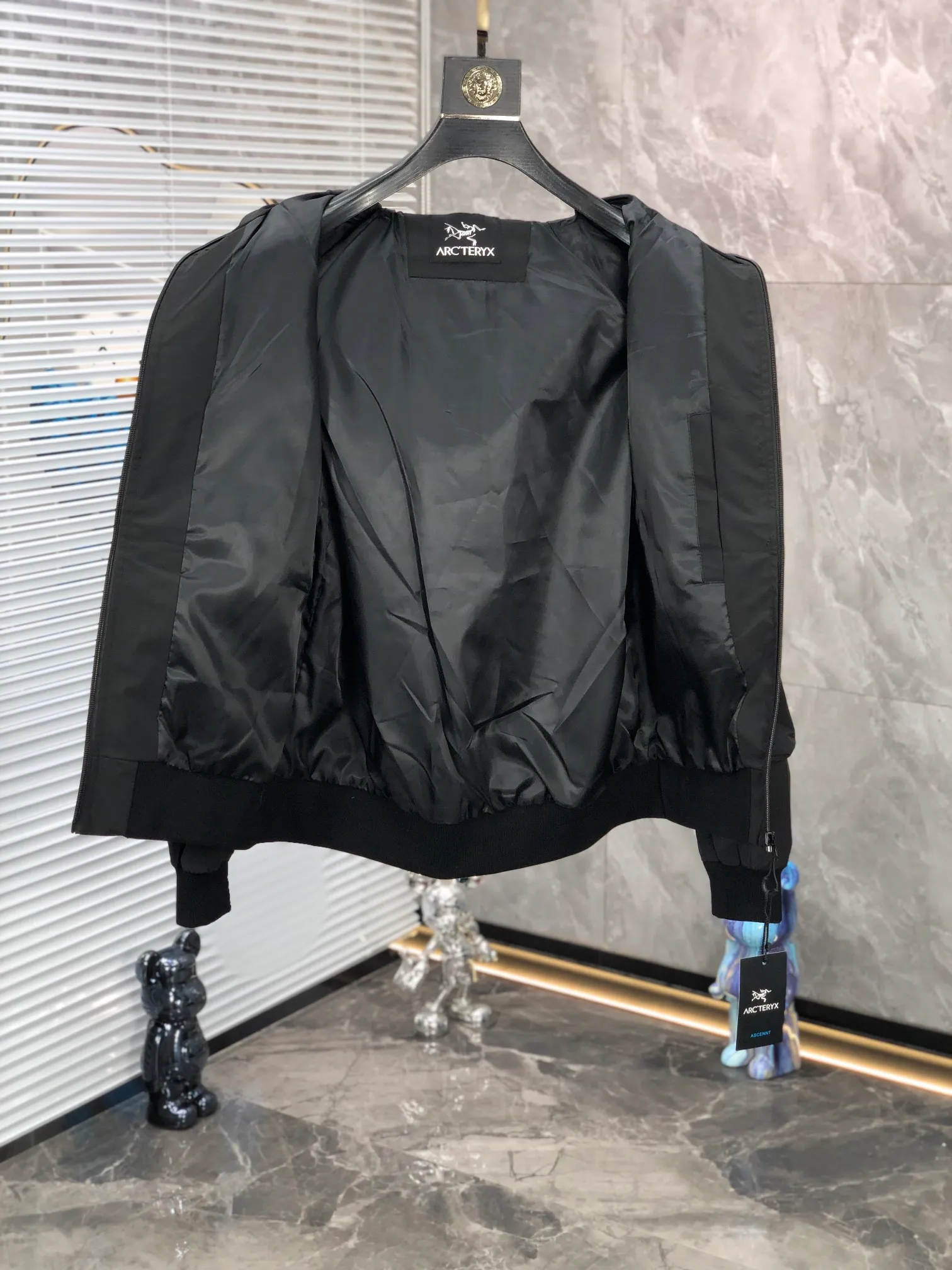 Same Style， ， ！2026 New Arrival ，Original Premium ！ Breathable ， ， ， Quality。 ！ ， ！Sizes：M～3XL，